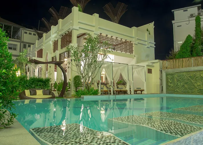 The Night Hotel 4*