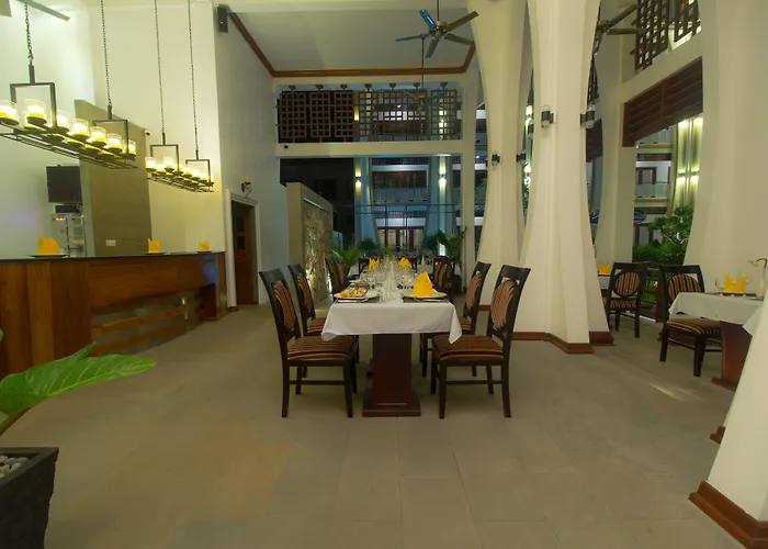 Hotel The Night Hotel 4*