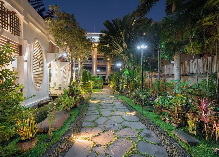 The Night Hotel 4* Сиемрип