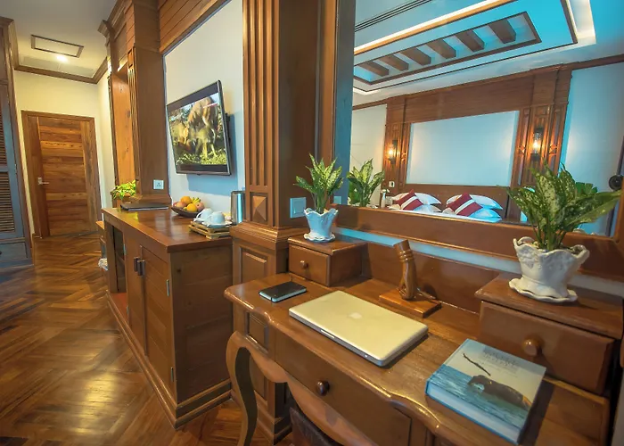 Отель The Night Hotel Сиемрип